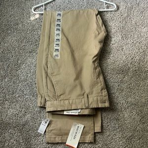 Men’s pants.  Old Navy. 36 X 34.  NWT